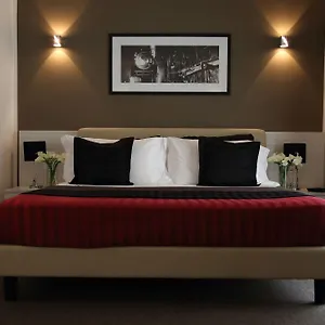 Stelle The Businest 4* Nápoles