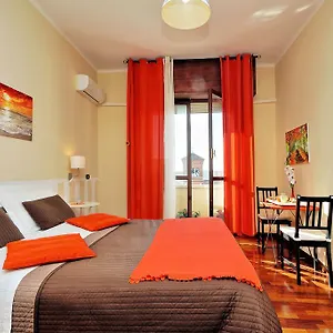 Piazza San Giovanni 3* Roma