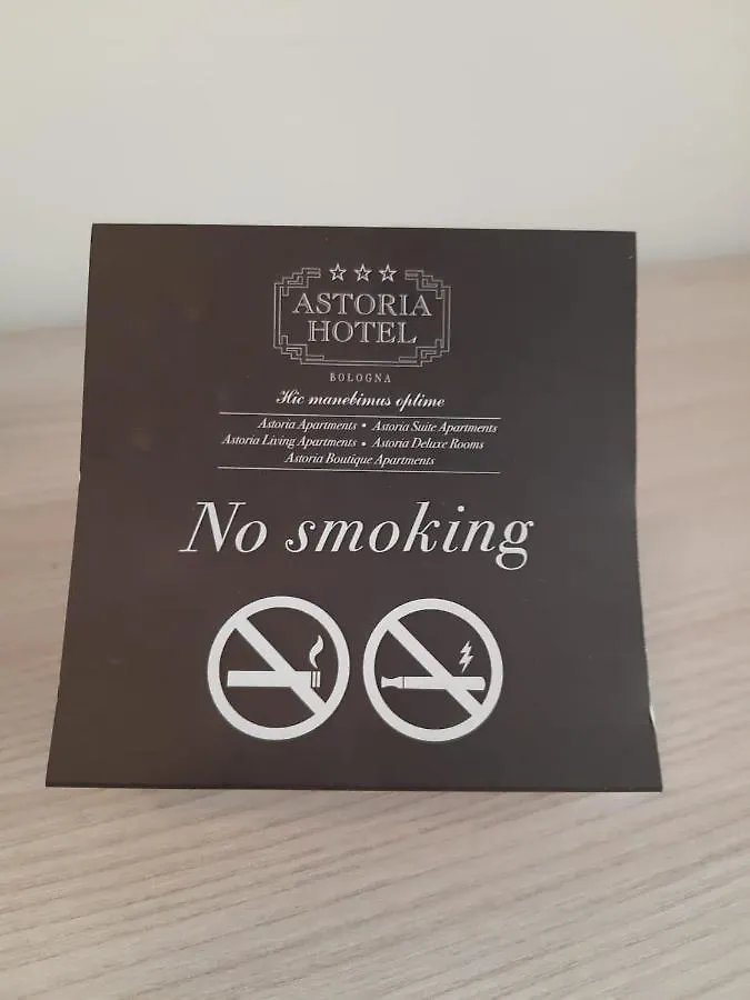 Astoria Deluxe Rooms 博洛尼亚 招待所