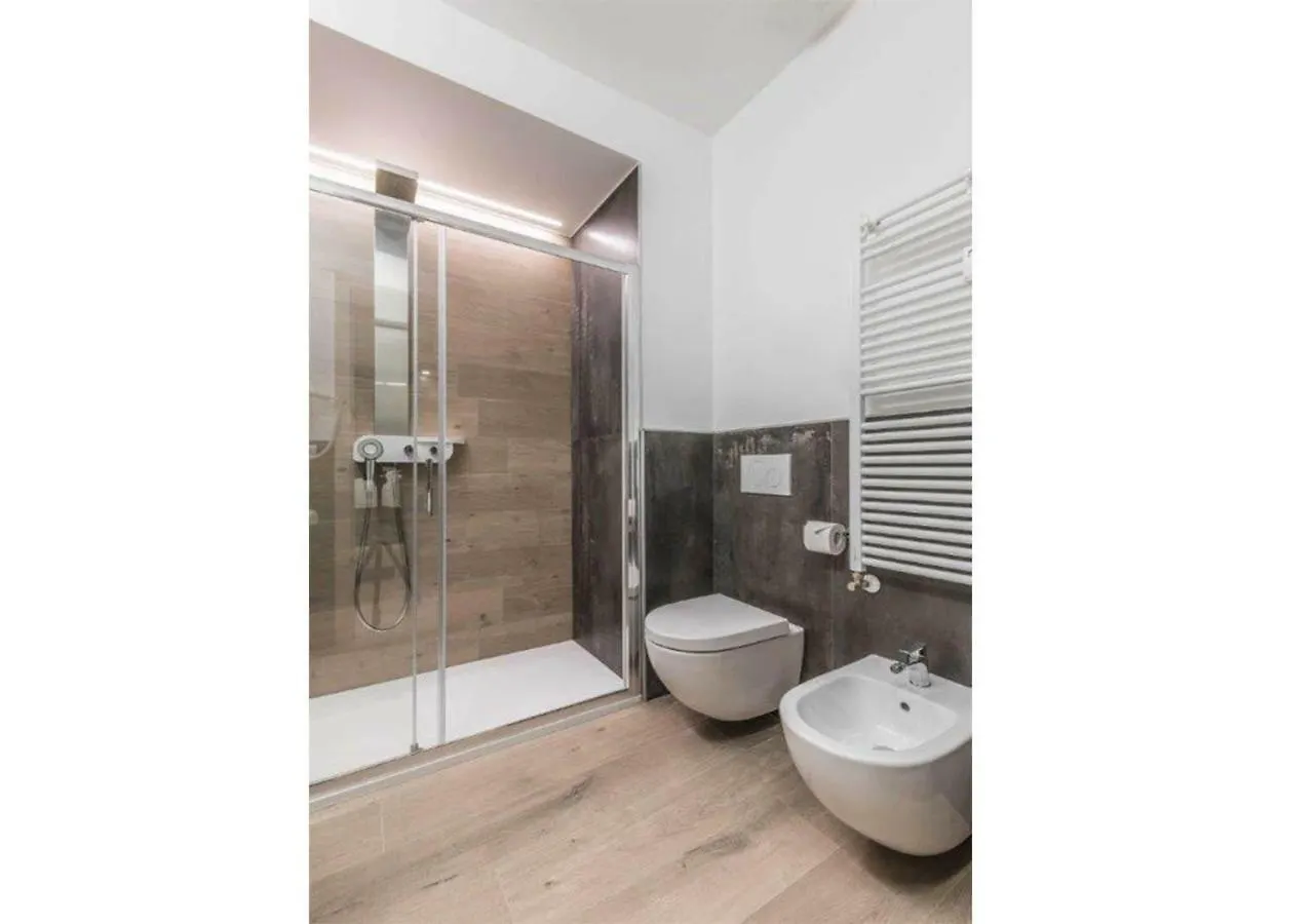 Gasthof Astoria Deluxe Rooms Bologna